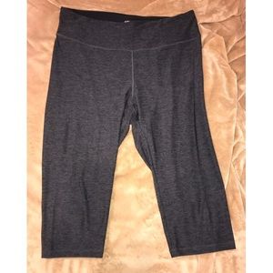 ABS by Allen Schwartz Cropped Leggings